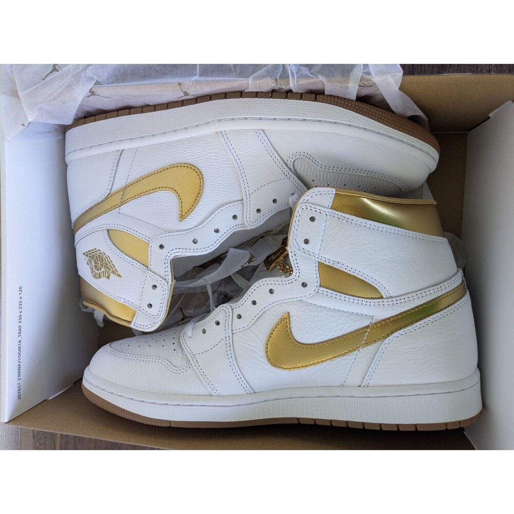 BRAND NEW AIR JORDAN ONE 1 RETRO HI WHITE GOLD PLAYOFF